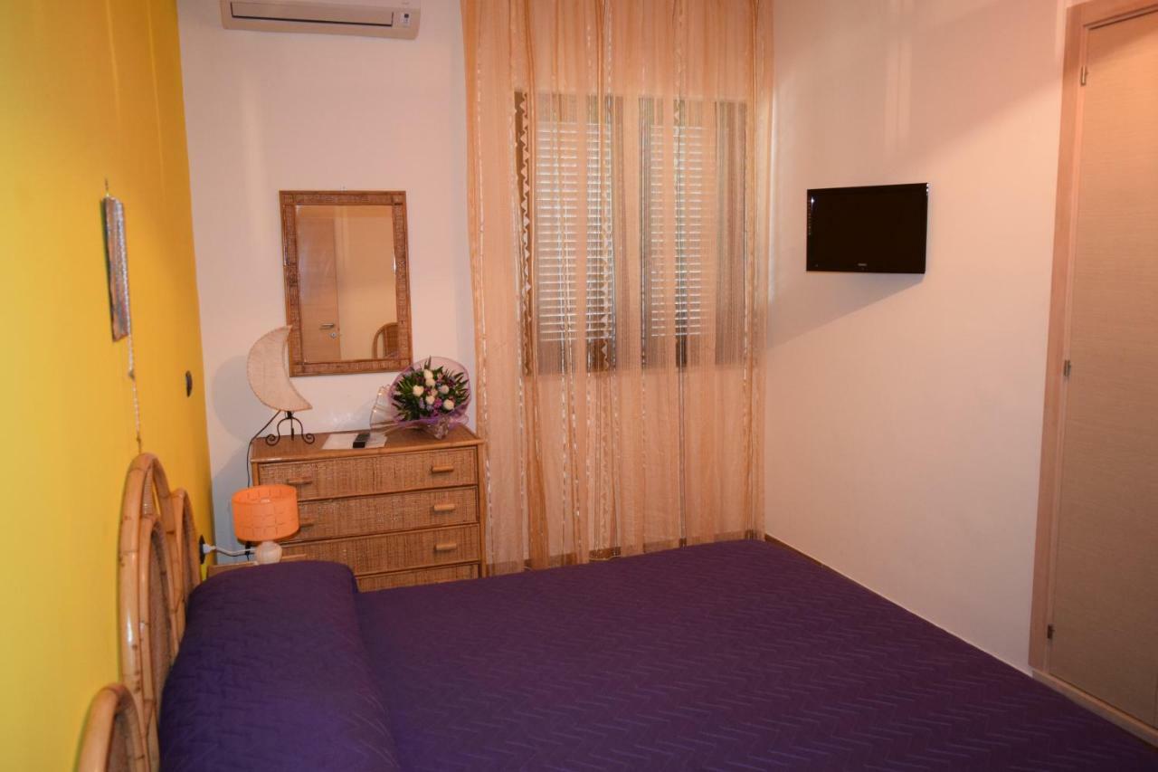 Bed &Breakfast Pinetamare Bed & Breakfast Castel Volturno Exterior photo